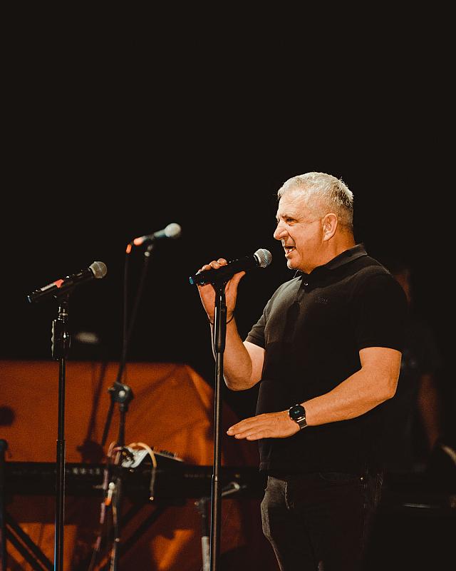 νικολιδακης