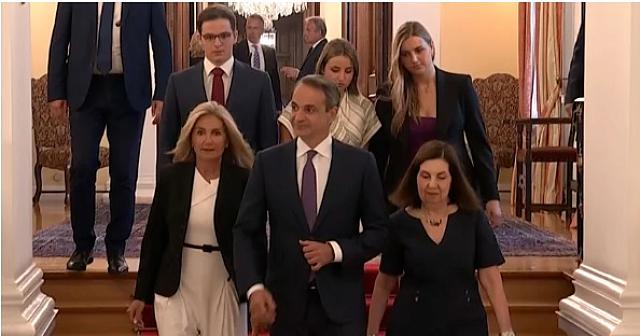 ορκωμοσία μητσοτάκης