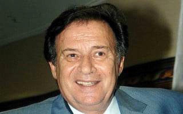 Ο Κώστας Καρράς