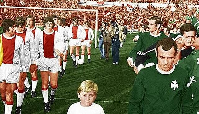 Σαν σήμερα το 1979, έγινε στο Γουέμπλεϊ ο τελικός Κυπέλλου Πρωταθλητριών Ευρώπης μεταξύ των ομάδων Άγιαξ- Παναθηναϊκός 2-0