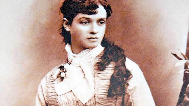 Η Αδέλα Ζαμούδο Ριβέρο