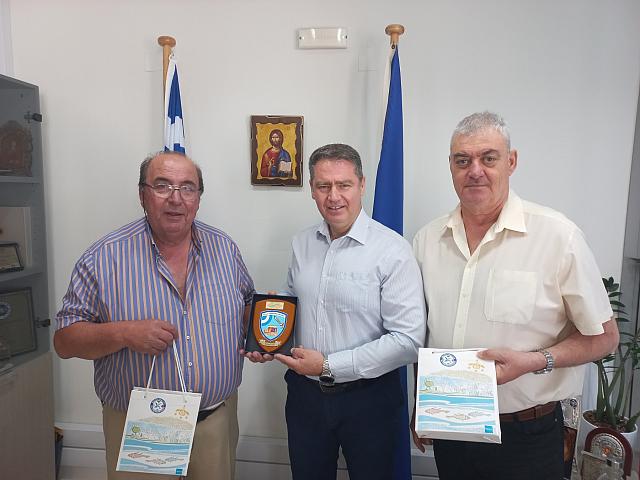 Ένωση Αποστράτων Αξιωματικών Αεροπορίας: Εθιμοτυπική επίσκεψη στο Δήμο Χερσονήσου