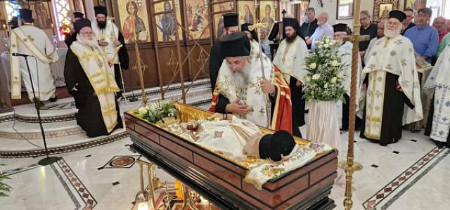 κηδεια ατσαλακη