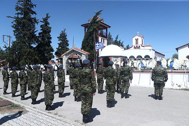Το τελευταίο “αντίο” στον Ήρωα πιλότο Περικλή Στεφανίδη