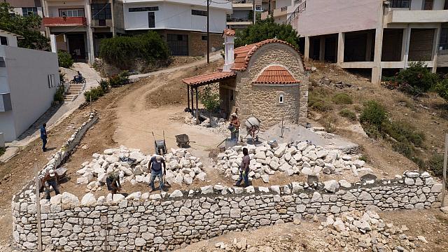 Πλατεία - Αγίου Σπυρίδωνος