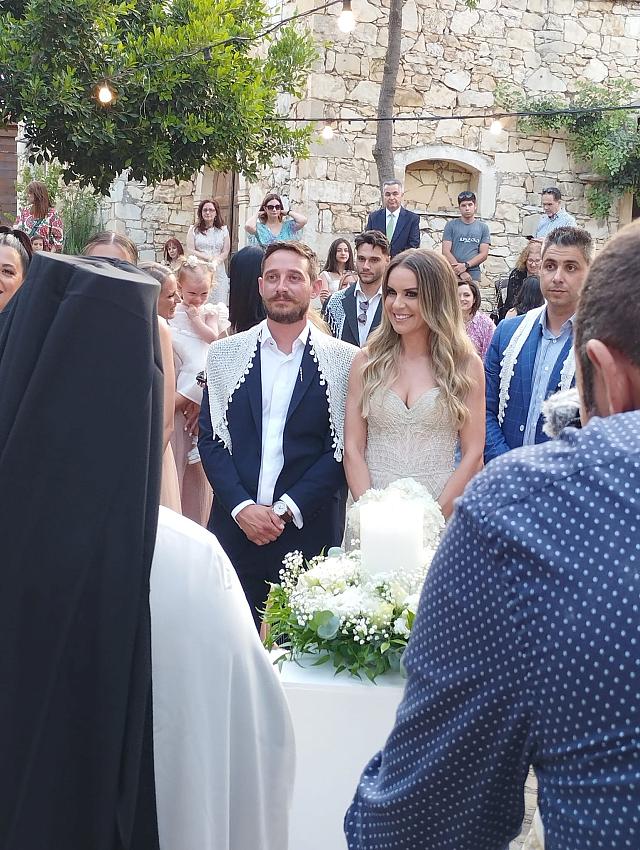 Γαμος Αντωνόπουλου