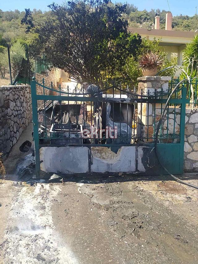 φωτια σε σπίτι