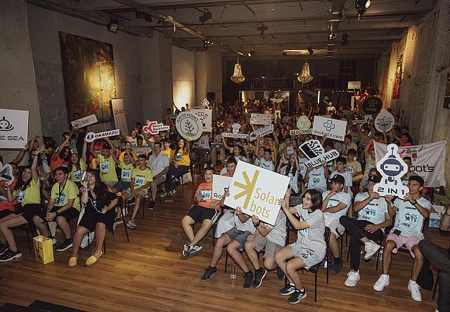 πλαισιο, Plaisiobots: Race 2.0