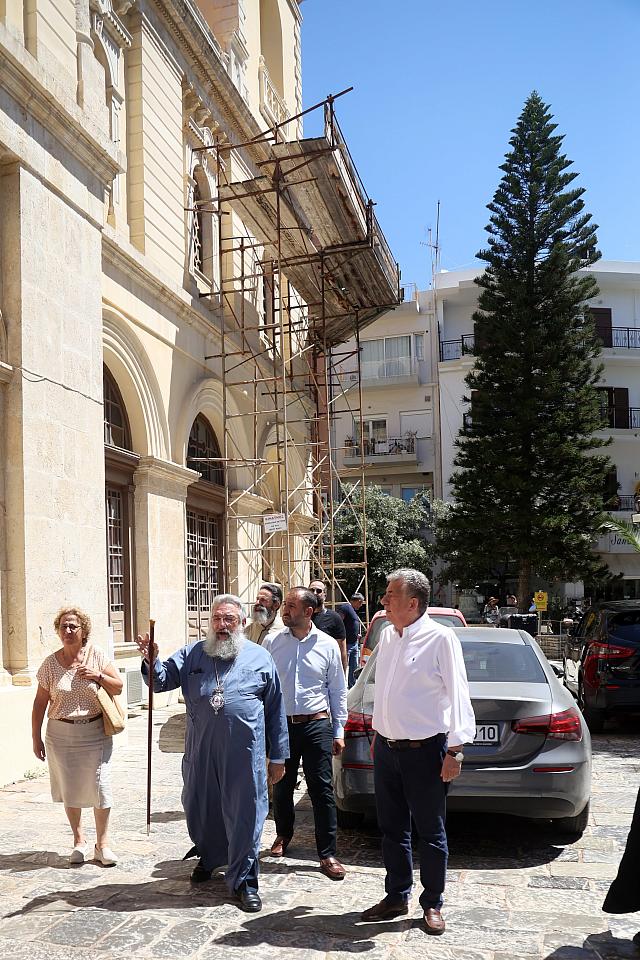 Η Περιφέρεια χρηματοδοτεί τα έργα αναστήλωσης του Ιερού Μητροπολιτικού Ναού του Αγίου Μηνά