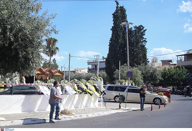 Το «τελευταίο αντίο» στον δολοφονημένο 29χρονο Μιχάλη