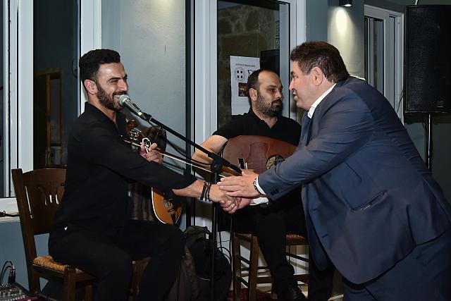 Με ευχές υποδέχθηκαν τον Μιχάλη Καραμαλάκη στις Βούτες