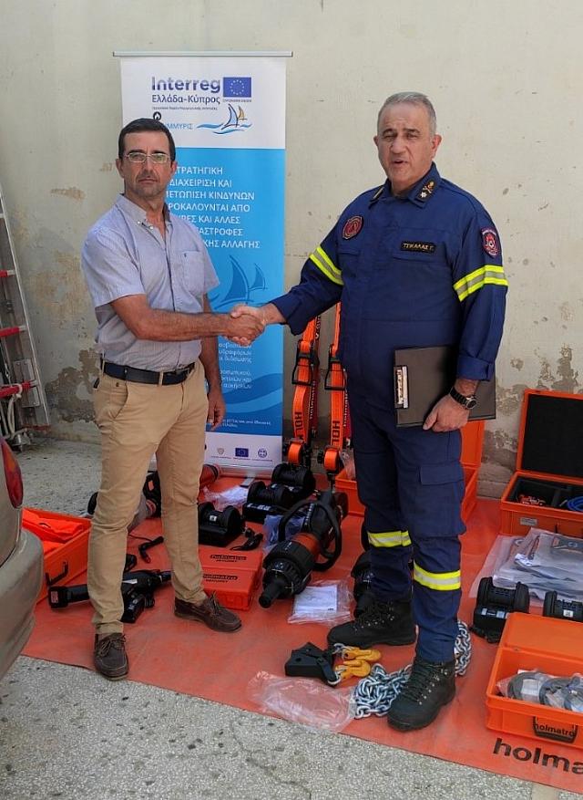 Κρήτη - πυροσβεστική: Ενίσχυση με σύγχρονο διασωστικό εξοπλισμό