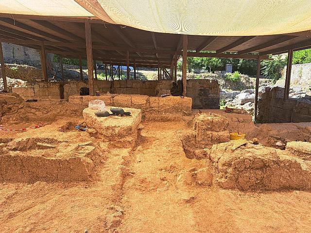 αρχάνες ανασκαφή