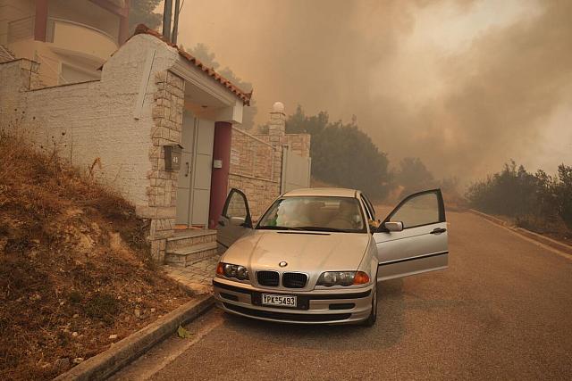 Φωτιά στη Φυλή