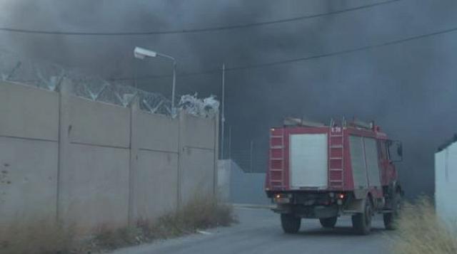 ΦΩΤΙΑ ΑΣΠΡΟΠΥΡΓΟΣ