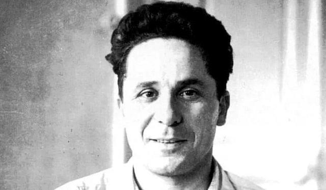 Ο Νίκος Ζαχαριάδης