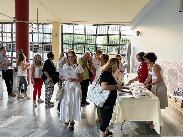  Αμπελουργός