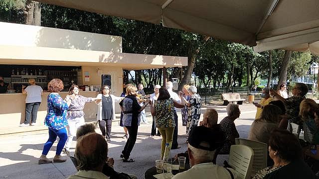 Βασίλης Λαμπρινός 