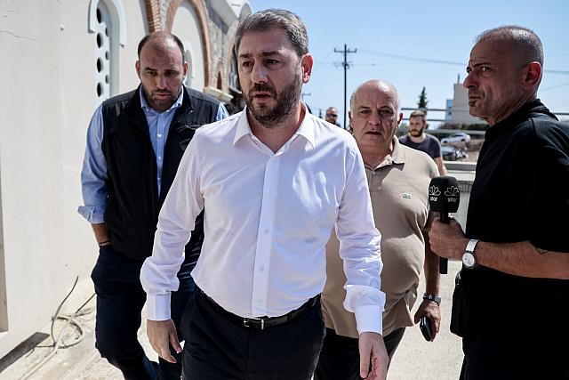 Θλίψη στην κηδεία του 36χρονου Αντώνη