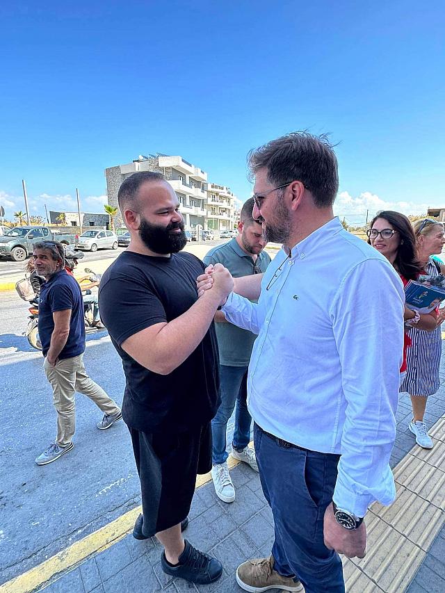 Θερμή υποδοχή στον Μενέλαο Μποκέα από κατοίκους και επιχειρηματίες στην Αμμουδάρα