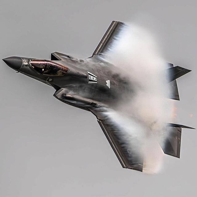 f35