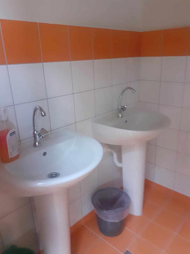 Με πρωτοβουλία Καραμαλάκη άλλαξε όψη το δημοτικό στον Άγιο Σύλλα