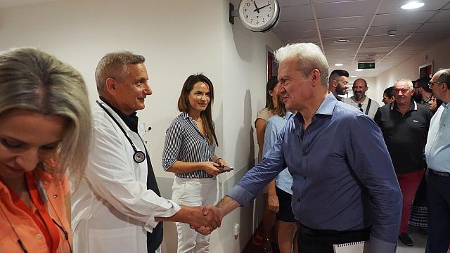 ΚΑΛΟΚΑΙΡΙΝΟΣ ΒΕΝΙΖΕΛΕΙΟ