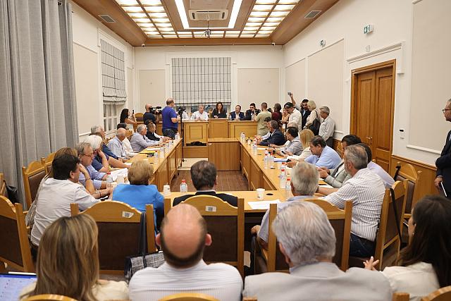 όλγα κεφαλογιάννη περιφέρεια