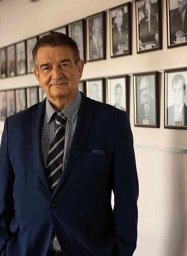 γιώργος κοχιαδάκης