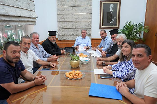 υπογραφη συμβασης για το ναό του Αγίου Χαραλάμπους του Κρουσώνα