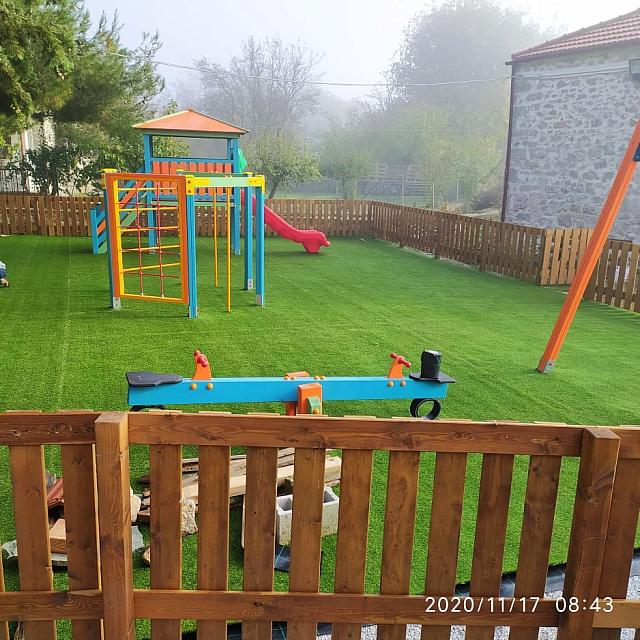 Παιδική χαρά - Μαρμακέτω