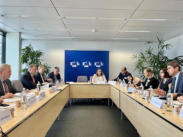 Συνάντηση Λευτέρη Αυγενάκη με τον Ευρωπαίο Επίτροπο Γεωργίας