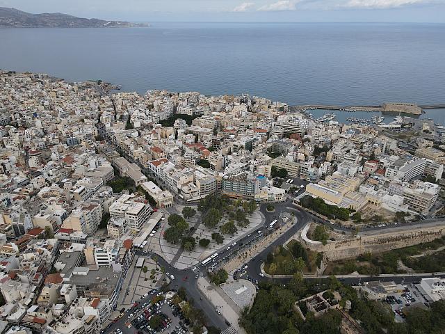 ΠΛΑΤΕΙΑ ΕΛΕΥΘΕΡΙΑΣ