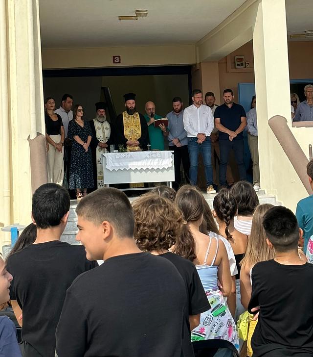 Σε σχολεία του Μαλεβιζίου ο Δήμαρχος Μ. Μποκέας