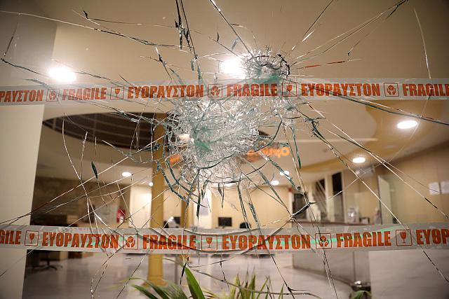 ζημιες σε καταστημα