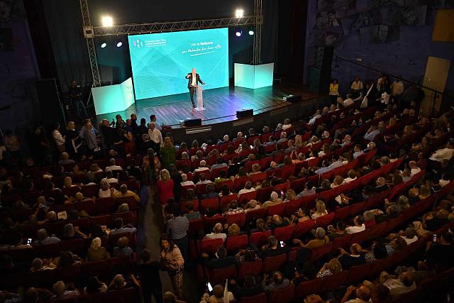 Αλέξης Καλοκαιρινός