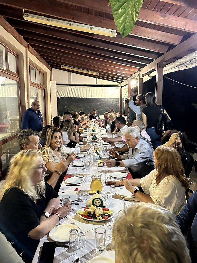 ΜΠΟΚΕΑς ΦΟΔΕΛΕ