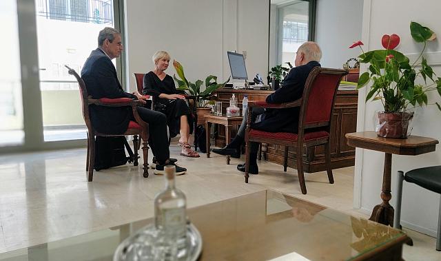 ΛΑΜΠΡΙΝΟΣ ΠΡΕΣΒΗΣ ΝΟΡΒΗΓΙΑΣ