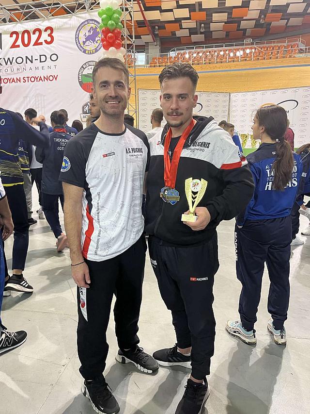 ΑΝΔΡΕΑΣ ΤΖΑΝΙΔΗΣ