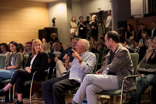 Κώστας Ζουράρις