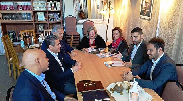 Παχιαδάκη - Κεφαλά 