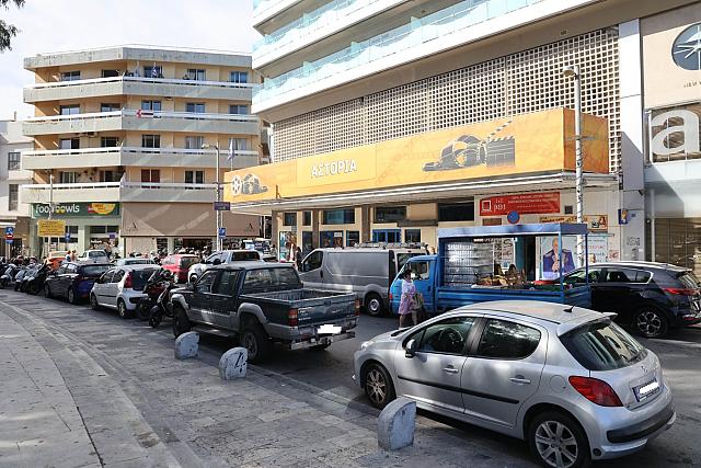 πλατεία ελευθερίας πάρκινγκ