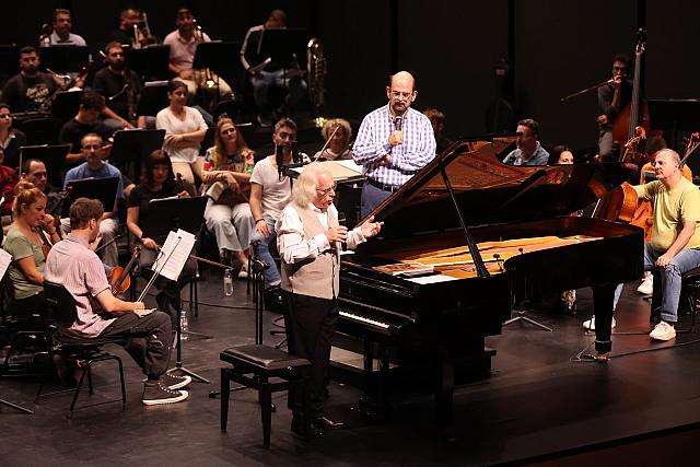 ΠΟΛΙΤΙΣΤΙΚΟ ΚΕΝΤΡΟ