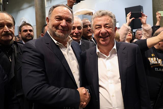 Κουράκης - Αρναουτάκης