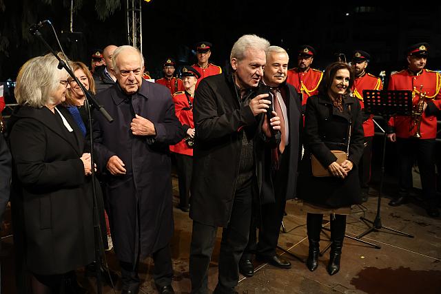 φωταγώγηση δέντρου 