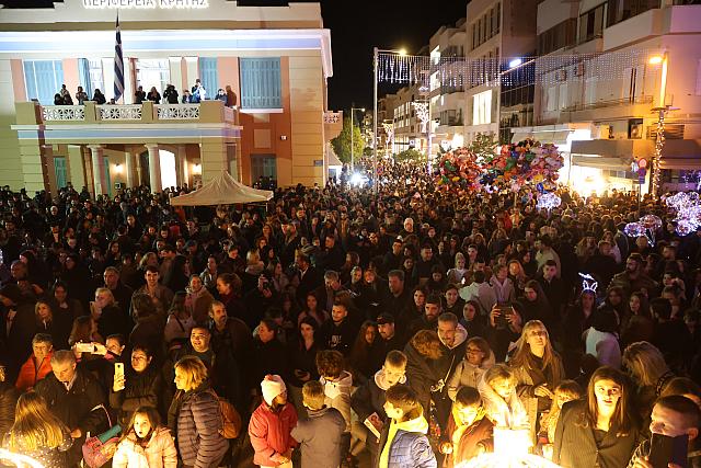 φωταγώγηση δέντρου 