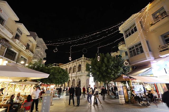 Χριστουγεννιάτικος στολισμός Ηράκλειο