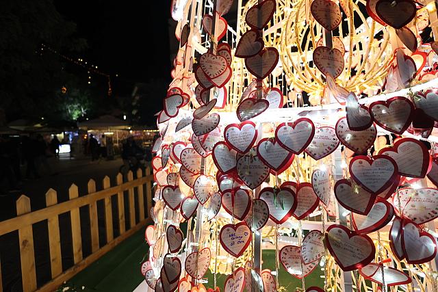 Χριστουγεννιάτικος στολισμός Ηράκλειο