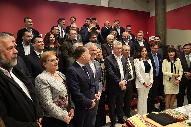 Ορκωμοσία Αρναουτάκη