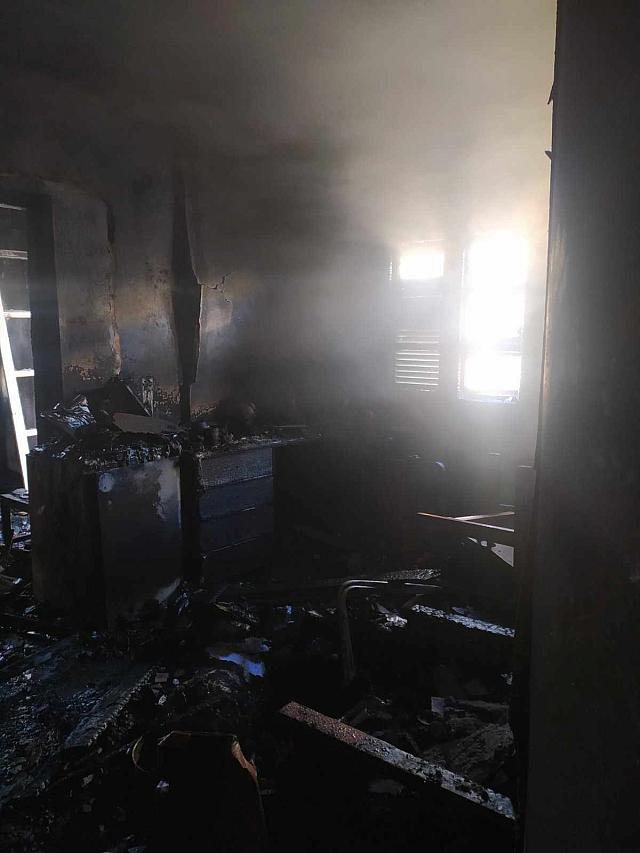 φωτια σε σπίτι